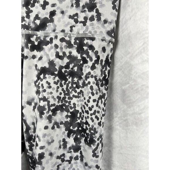 Adidas TechFit Medium Compression Climalite Gray & Black Print Leggings Size S - Picture 2 of 8